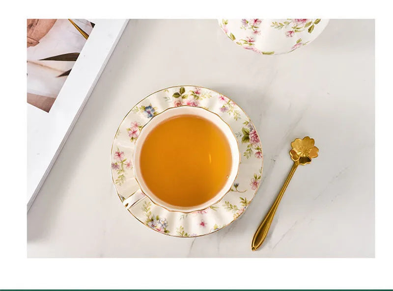 Service à thé en porcelaine anglaise deluxe bouquet de fleurs Ma Théière