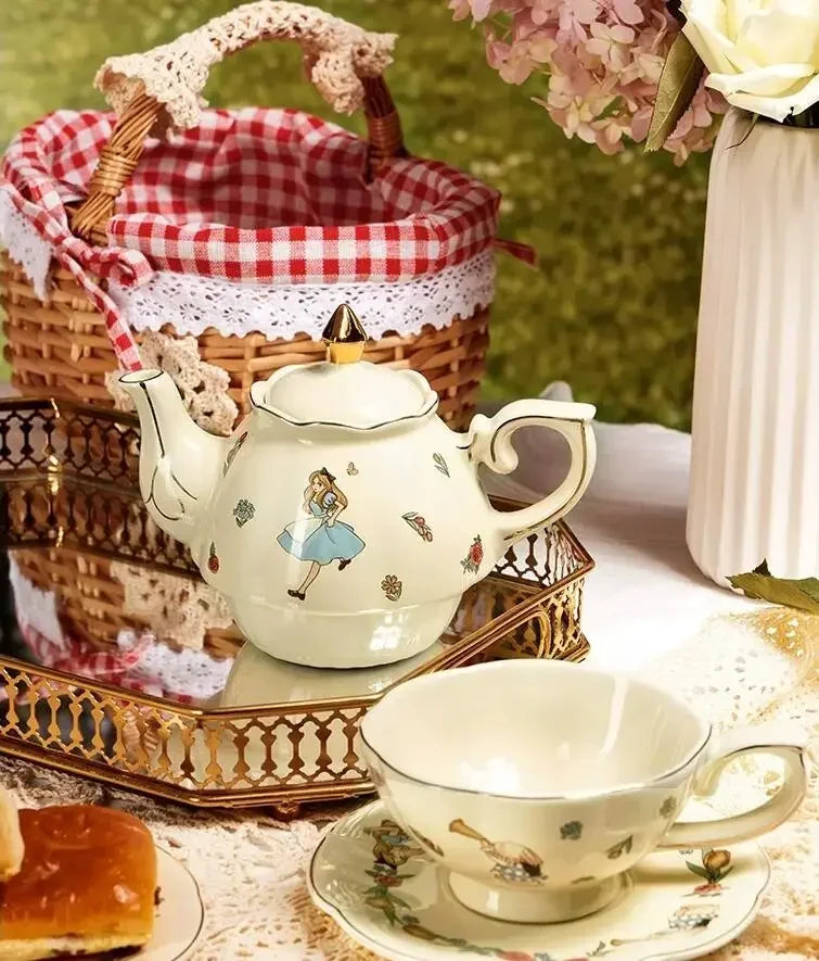 Théière en céramique alice au pays des merveilles + tasse Ma Théière