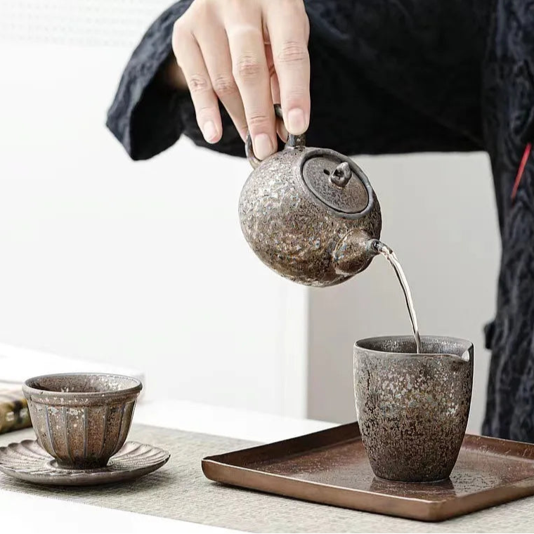 Théière en céramique émaillée à la rouille chinoise Ma Théière