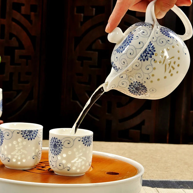 Service à thé en porcelaine théière + 6 tasses pétale bleu Ma Théière