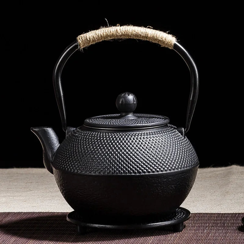 Théière en fonte traditionnelle style japonaise noir Ma Théière